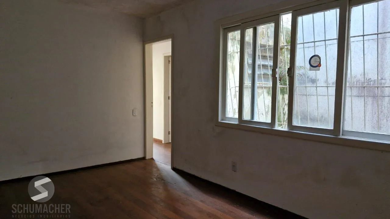 Apartamento com 2 dormitórios e garden na Rua Ijuí, pronto para reformar - Foto 4
