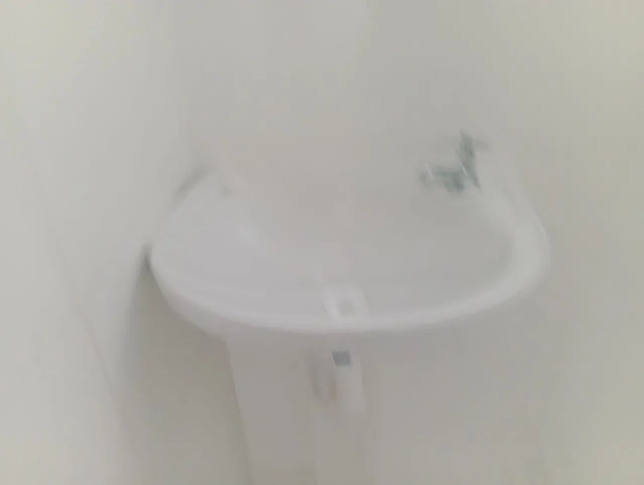 Vende-se pia para banheiro nova - Foto 2