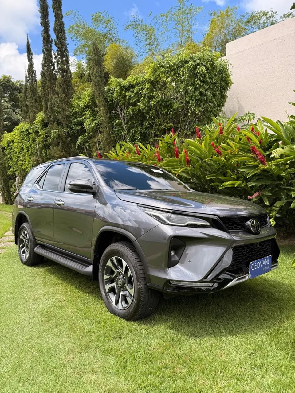 Toyota Hilux SRX 4X4 AT 2.8 TB 2026