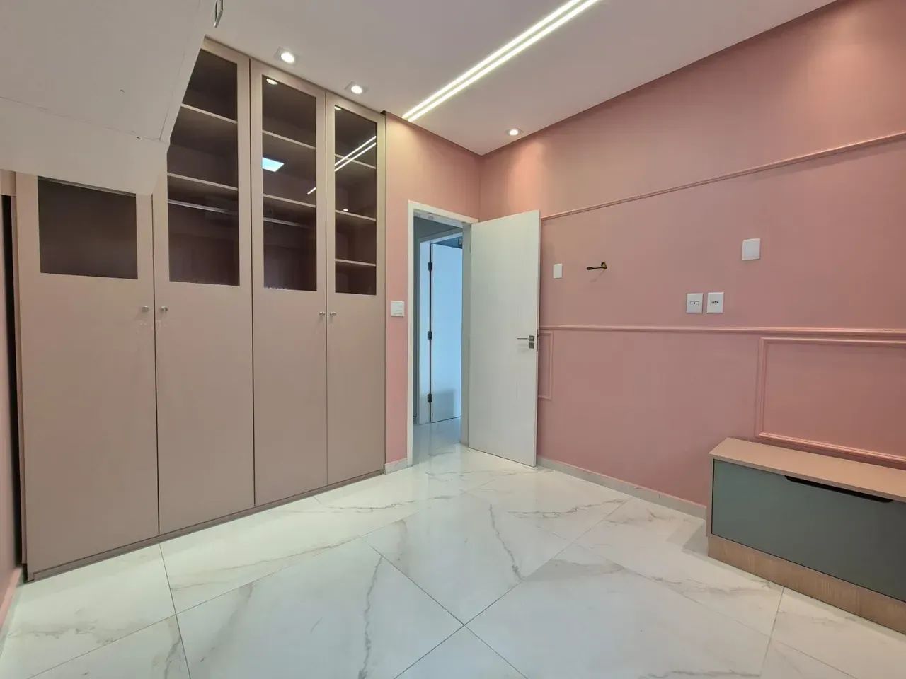 Casa Duplex com 03 quartos e área externa disponível para aluguel - Foto 3