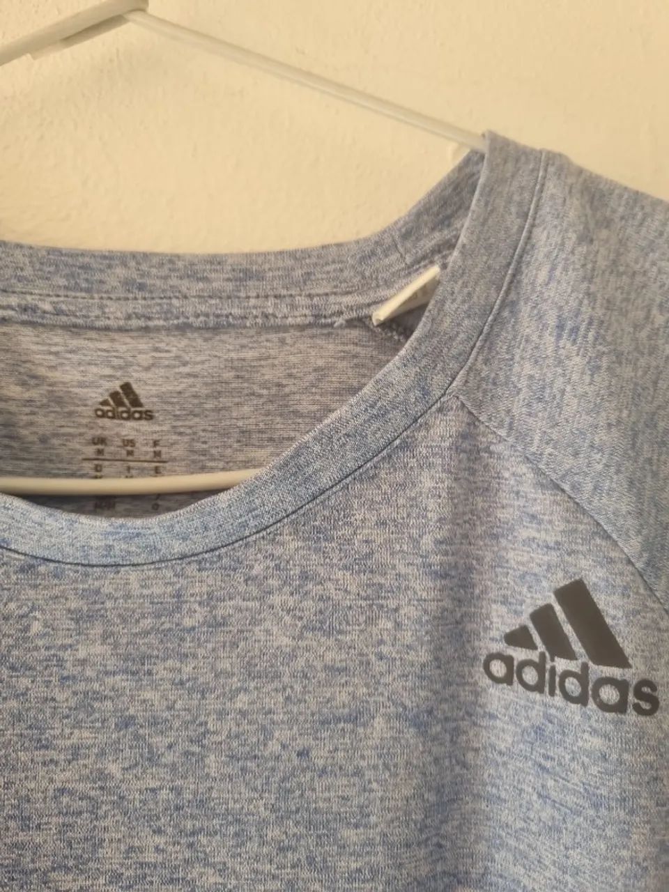 2 camisetas esportivas Adidas e Under Armor Original - Foto 3