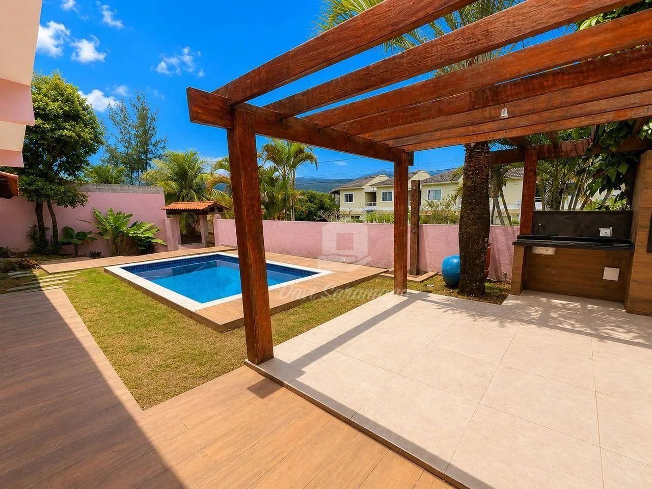 Casa Com 4 Quartos à Venda Em Itaipu - Foto 4