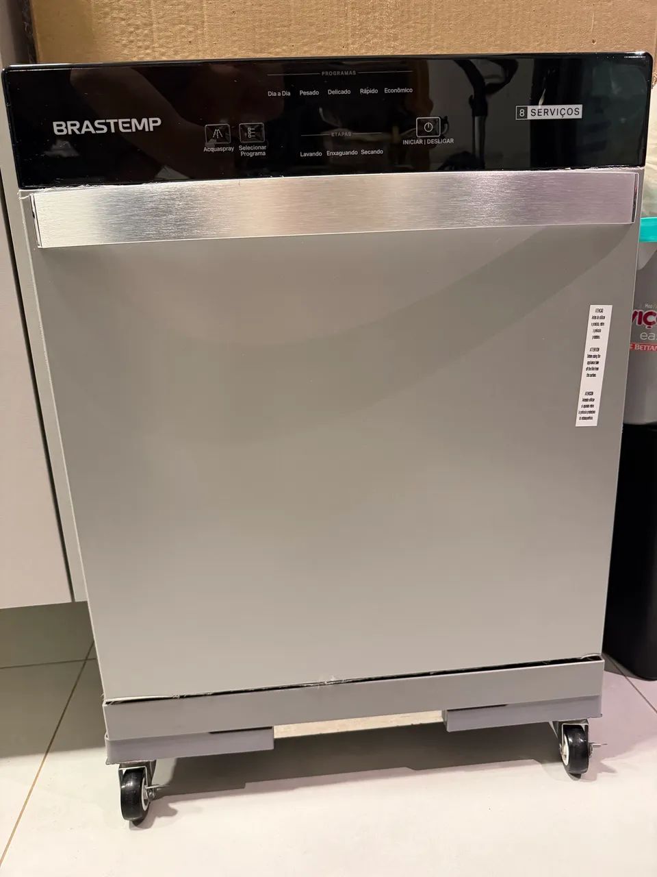 Lava Louça 8 serviços Brastemp