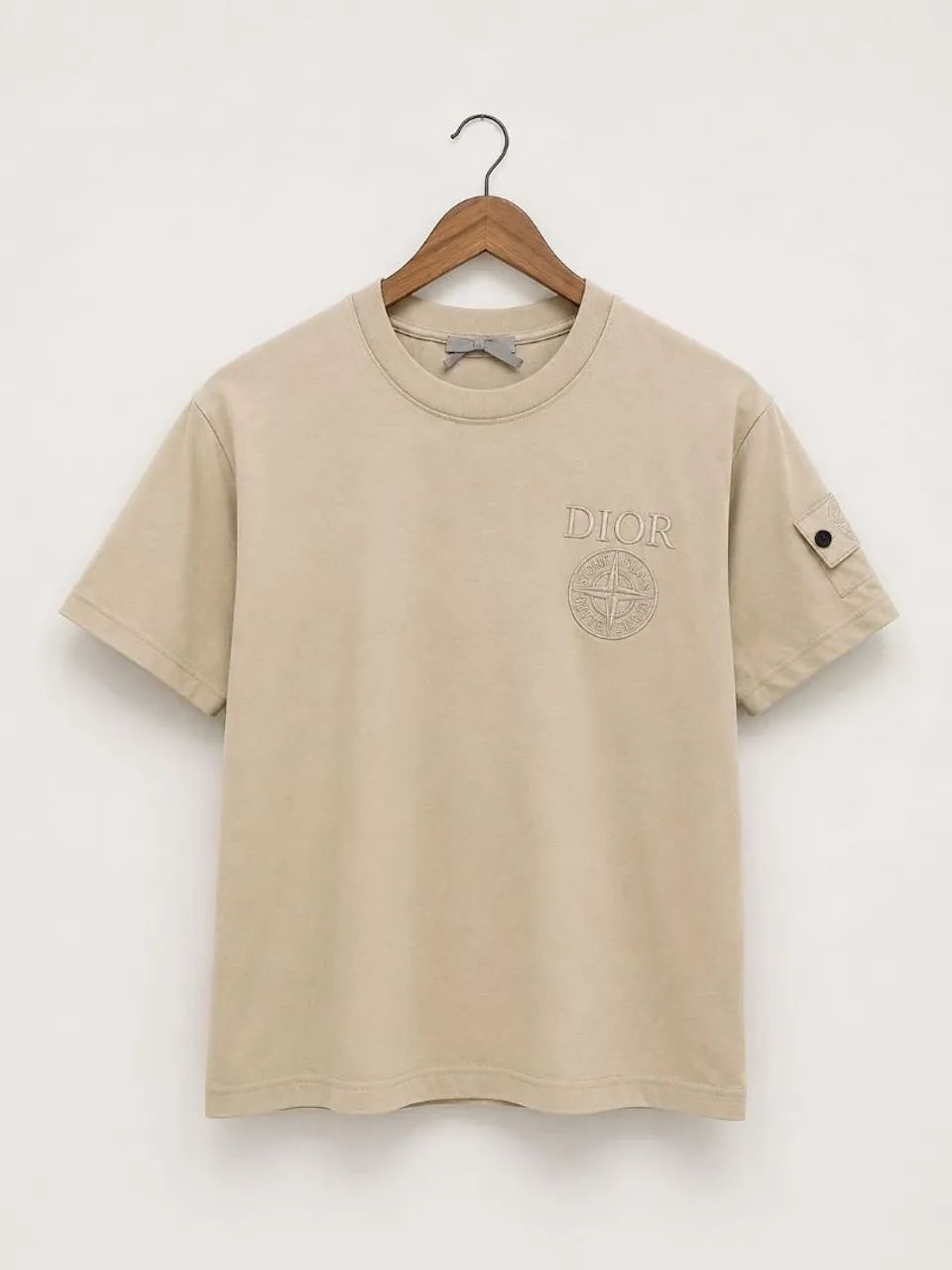 Camiseta Louis Vuitton, Dior, Valentino e Prada - Foto 2