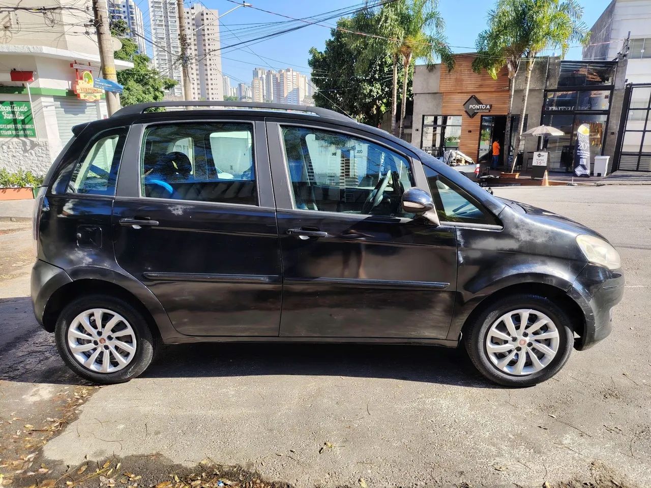 Fiat Idea Attractive 1.4 Fire Flex 8V 5P 2014 - Foto 2