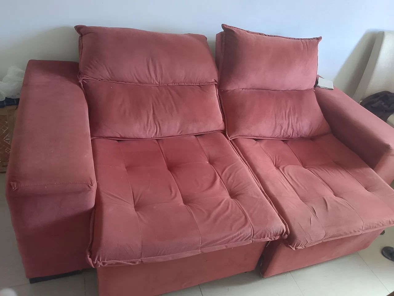 Vendo sofá retrátil 65104743537410120
