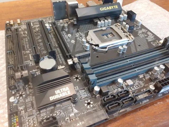 Placa mãe gigabyte b250 d3h ddr4 - Foto 3