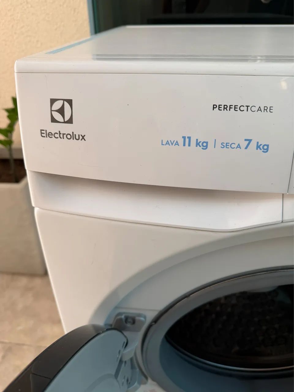 Lava e Seca Electrolux 11kg LSP11 - Foto 4