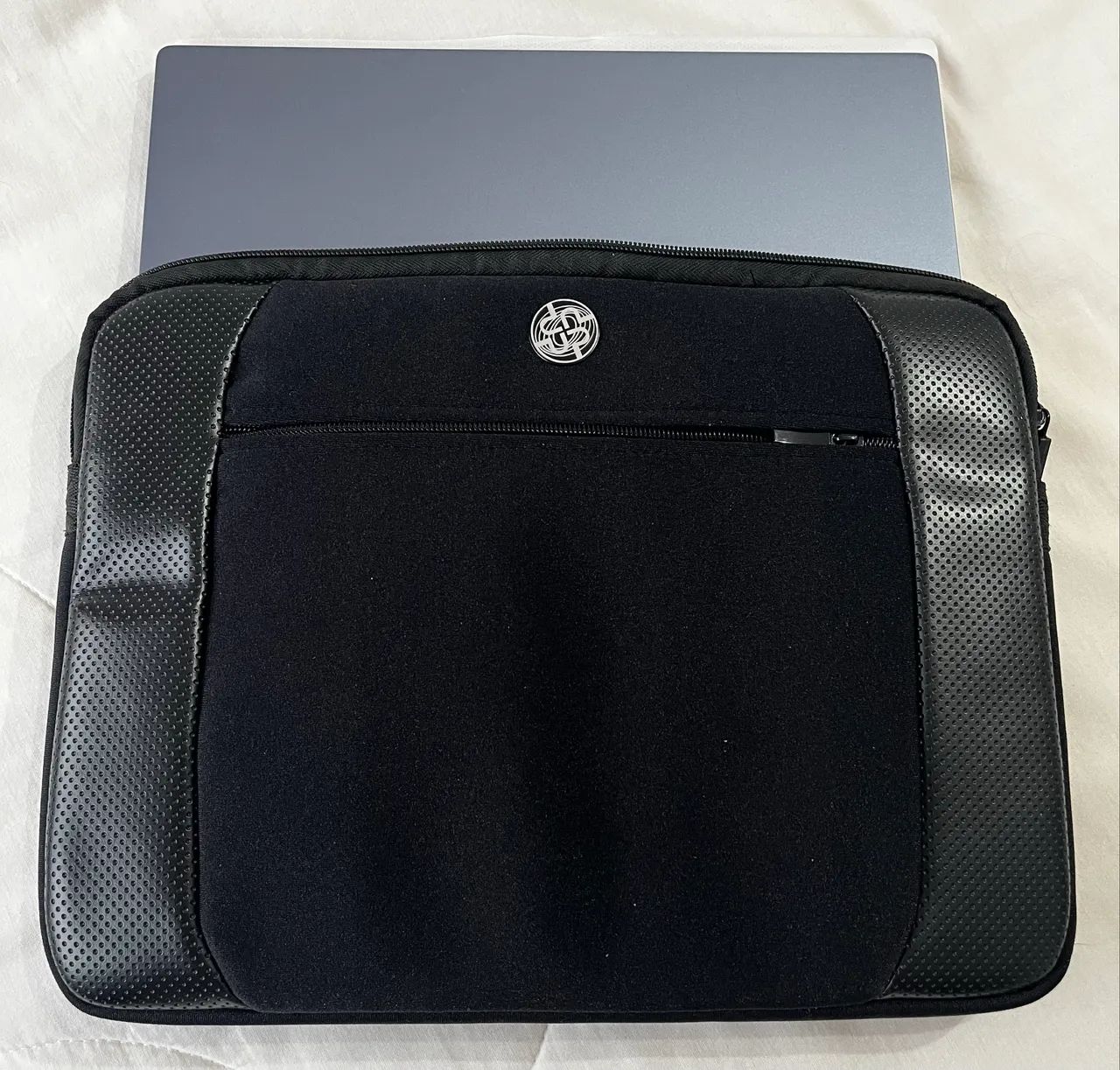 Capa Case para Notebook 14" - Acolchoada - Excelente Estado