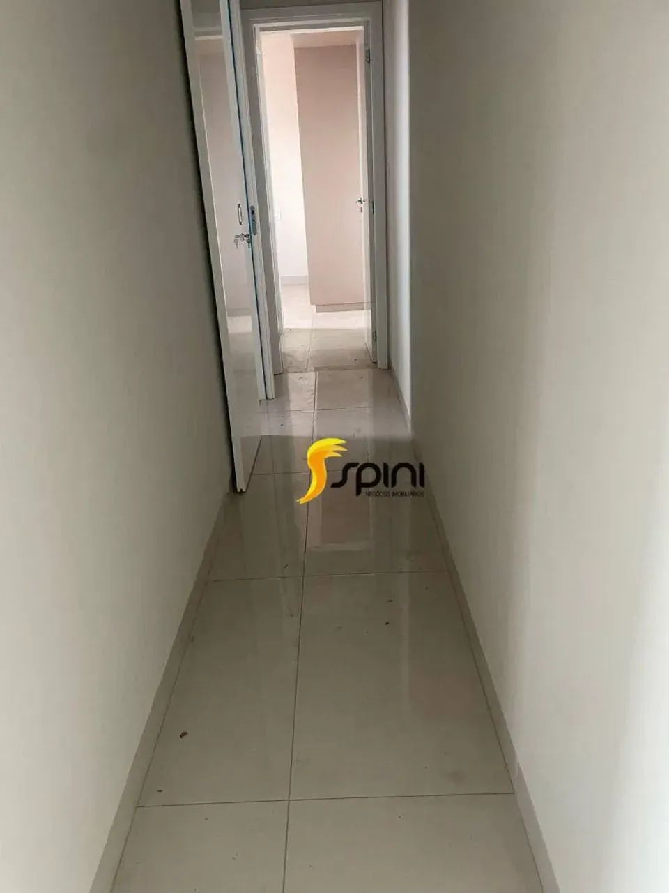 Apartamento com 2 dormitórios para alugar, 70 m² por R$ 2.495,00/mês - Santa Mônica - Uber - Foto 3
