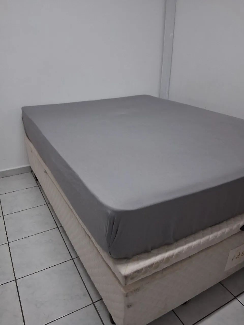 Apenas 200,00 - colchão casal em.bom estado  - Foto 2