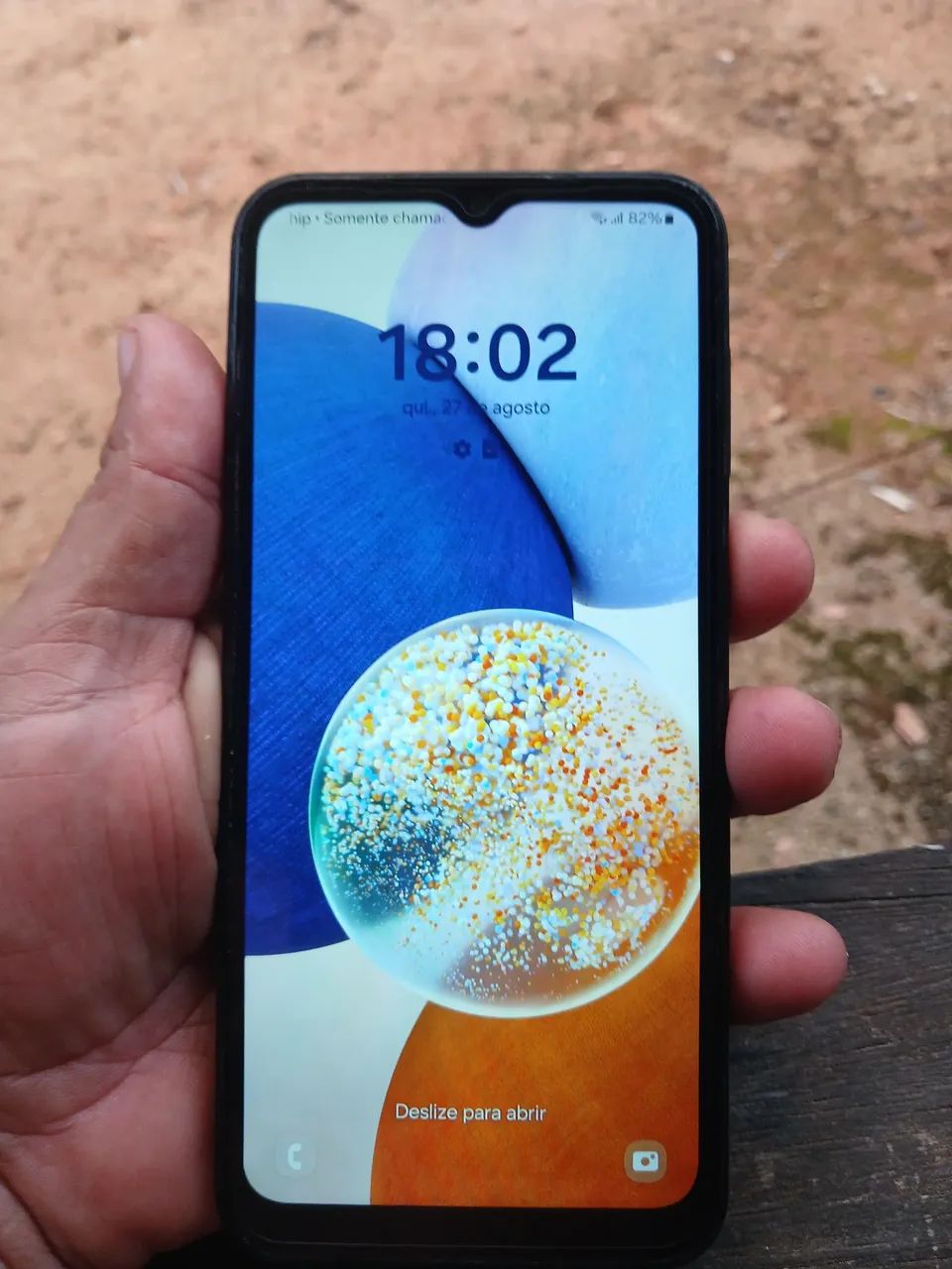 Vende se um celular A 14