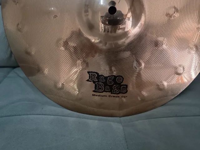 Medium Crash 16' Liga B8 Orion Rage Bass - Instrumentos musicais