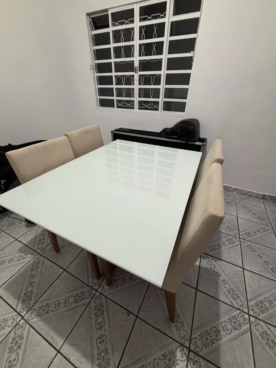 Mesa 4 cadeiras - Foto 6