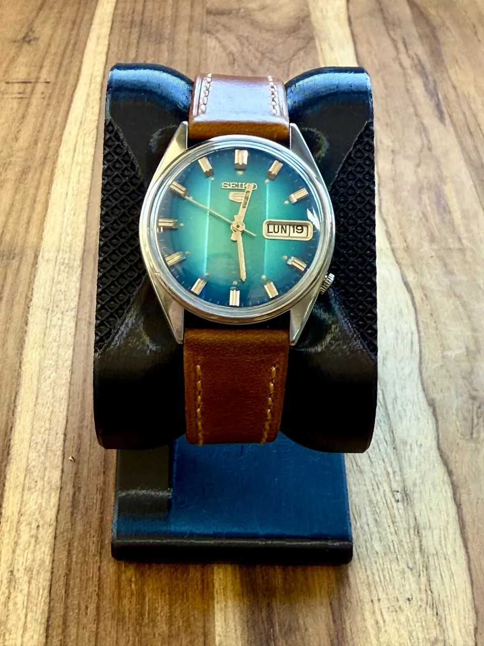 Relógio Seiko 5 Sunburst Dial - 1982 - 7009-876A