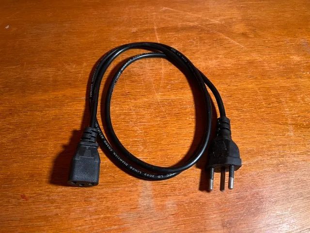 Cabo de Força Tripolar Universal - Power Cord - EM ÓTIMO ESTADO