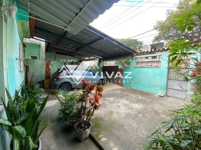 Excelente Casa frente de Rua com 03 Quartos Varanda Quintal e Garagem - Foto 3