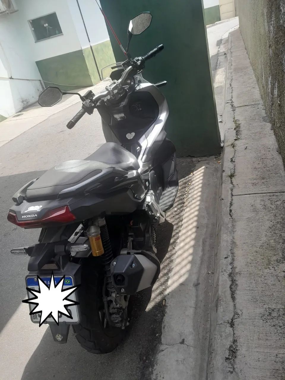 Moto em estado de zero devido o cuidado e o pouco uso  - Foto 3
