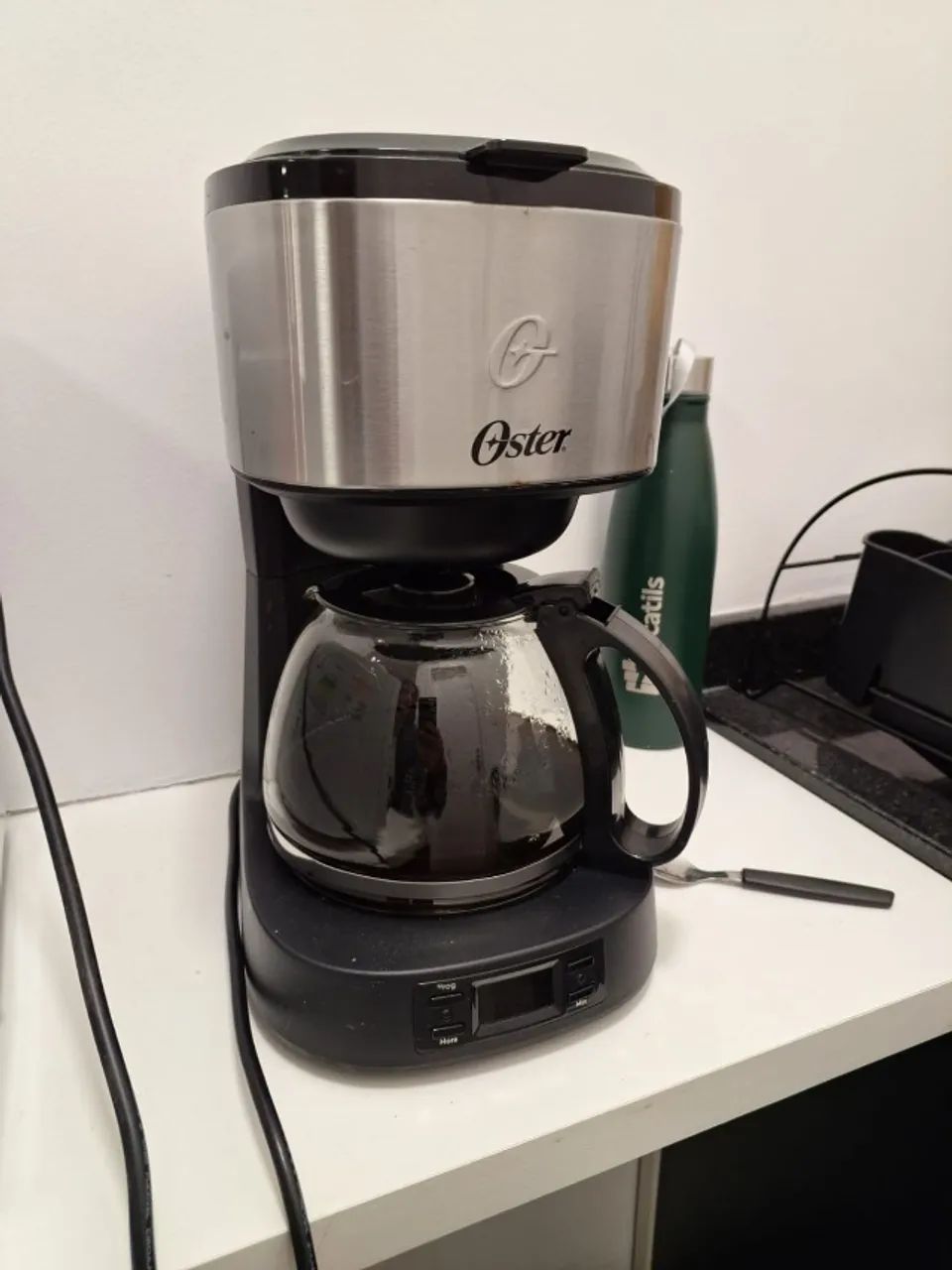 Cafeteira elétrica inox - Oster - Foto 3