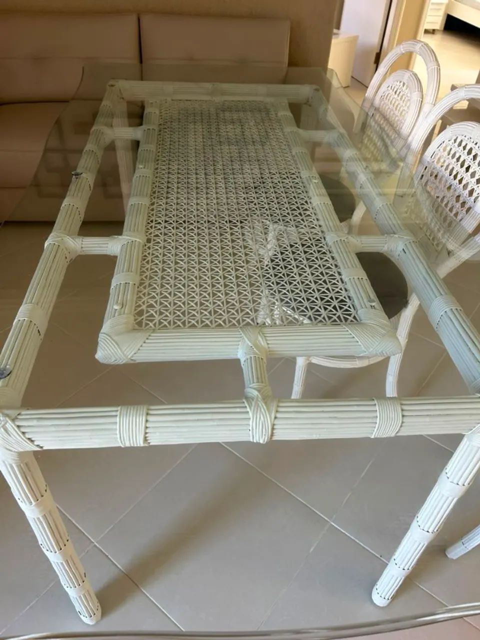 Mesa de Jantar 8 lugares em perfeito estado !   - Foto 3