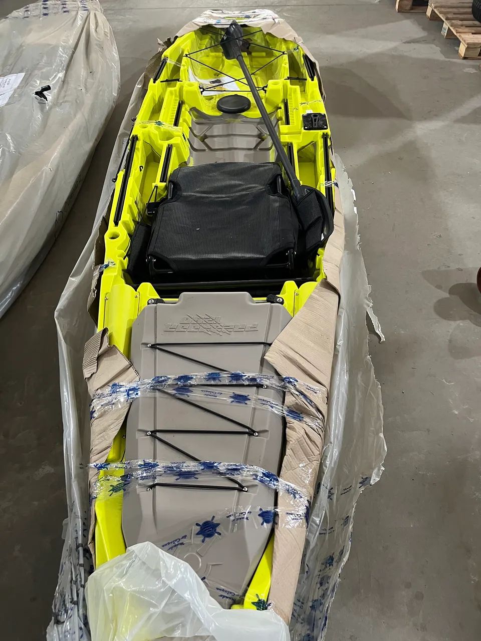 CAIAQUE PREDADOR 1290 Cor Selva e Verde