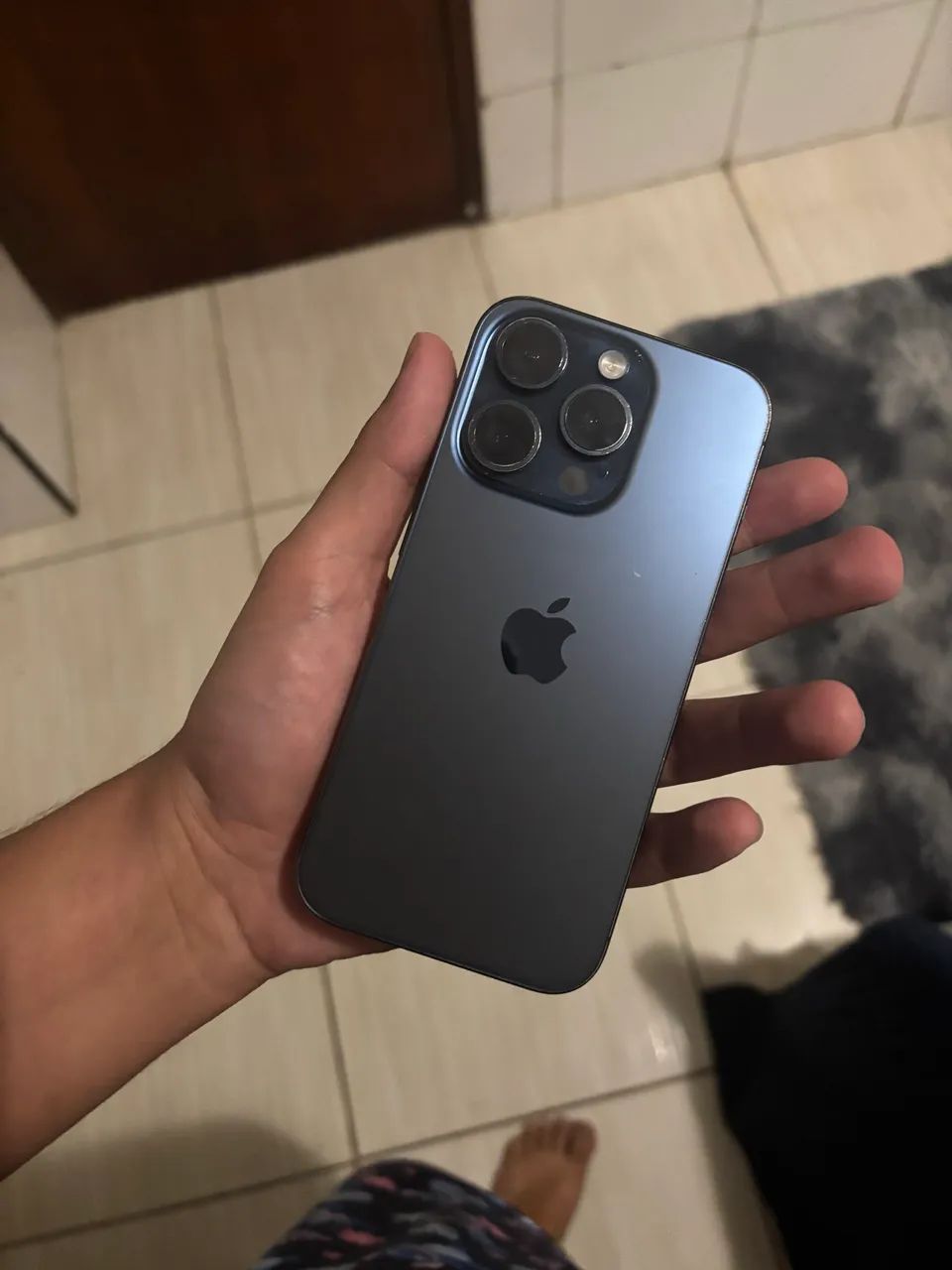 iPhone 15 pro - Foto 3