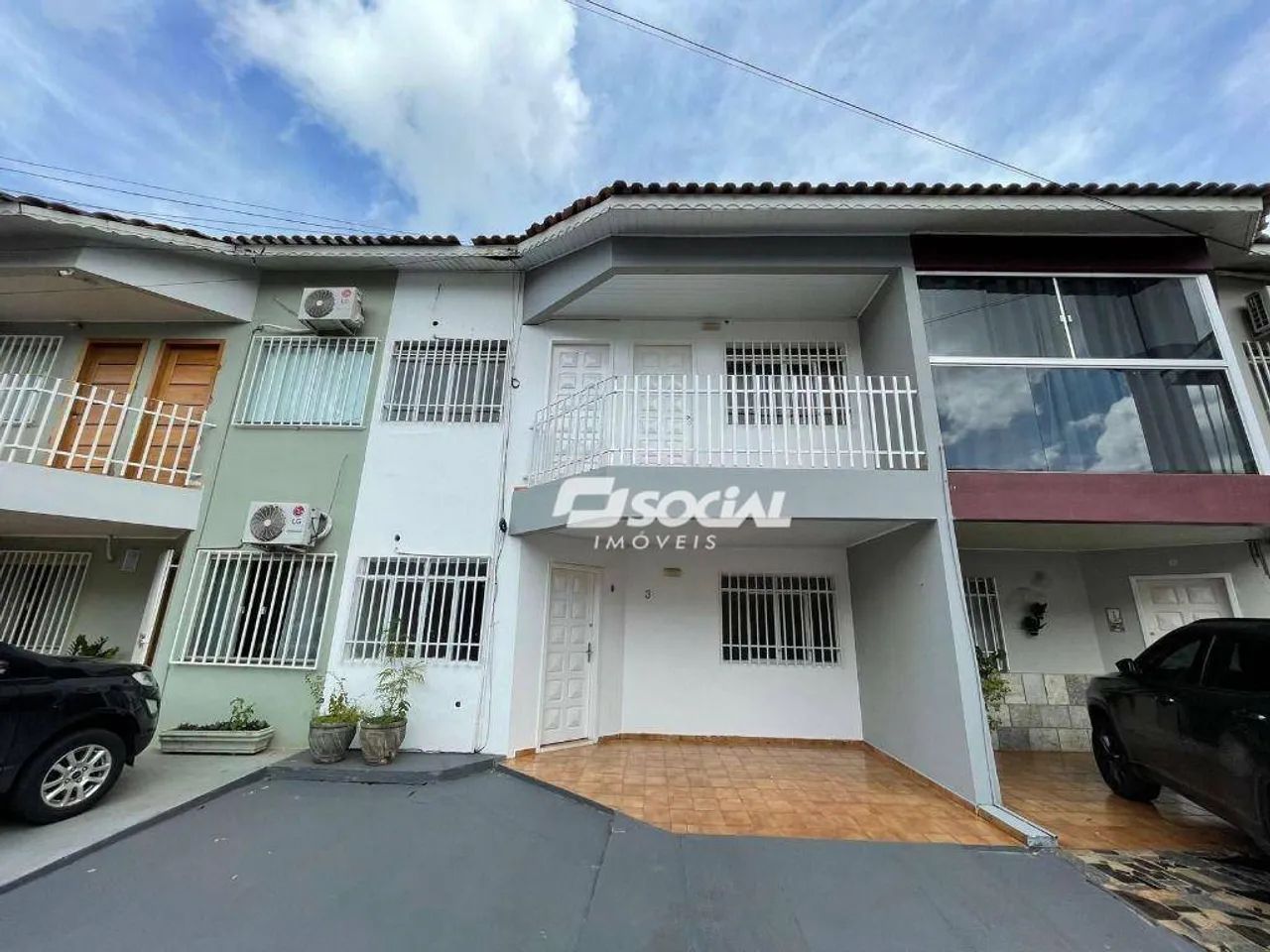 Sobrado com 4 Quartos à Venda no Vila Real | Zona Norte