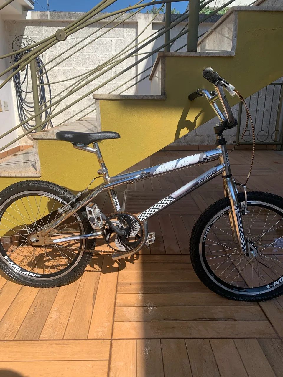 BIKE FERRARA ARO 20