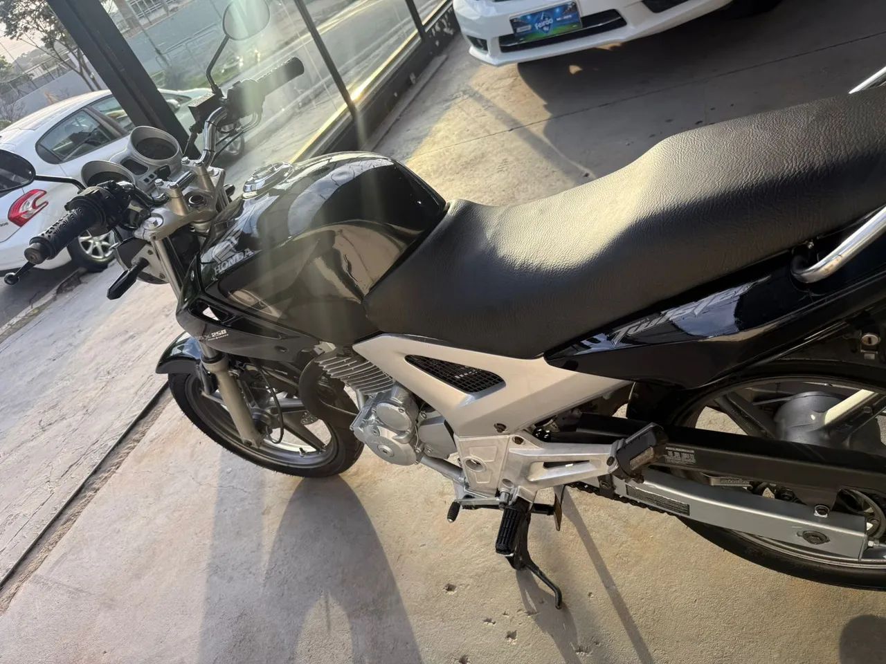 Moto Twitter  - Foto 4