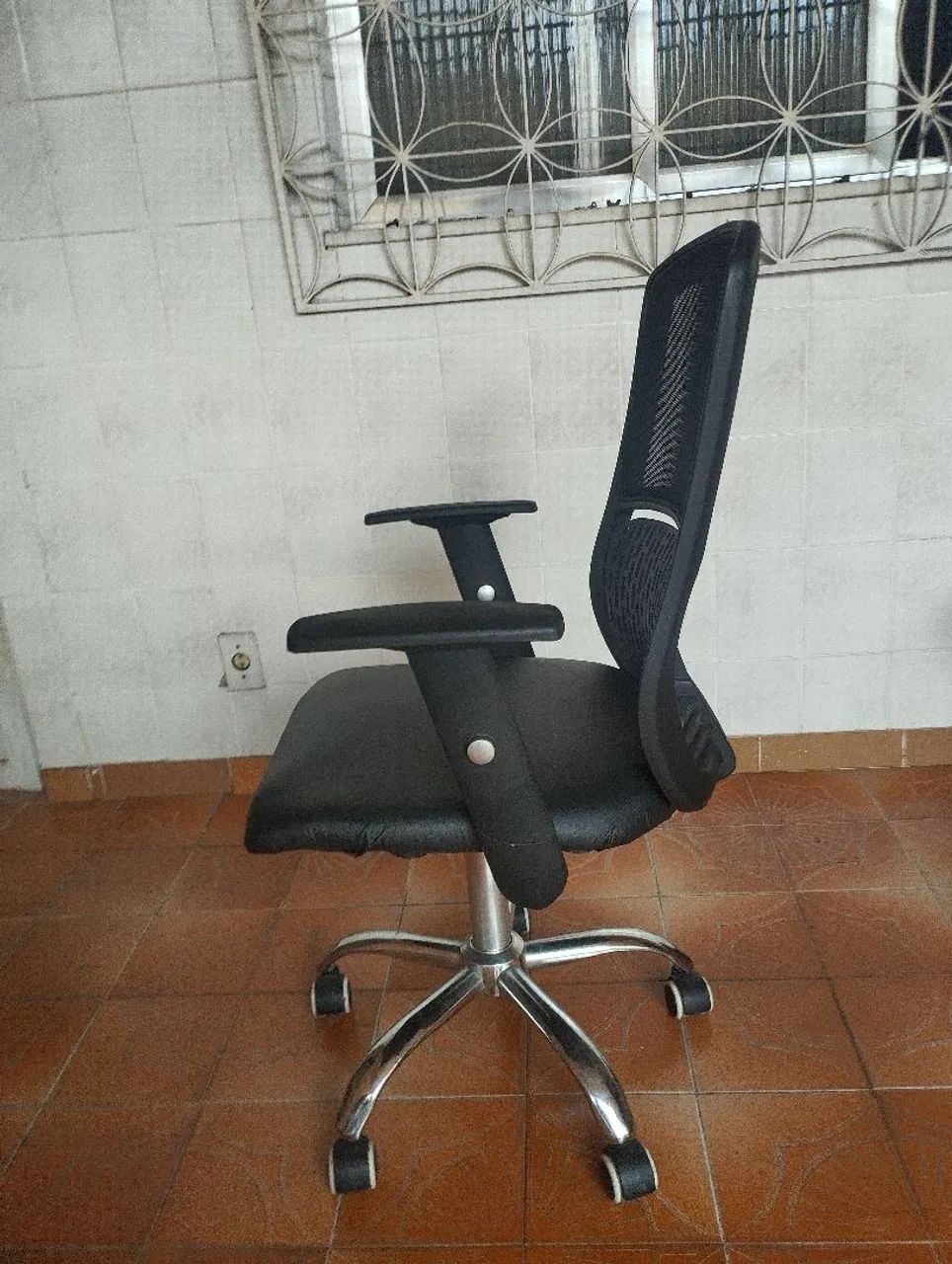 Cadeira de escritório  - Foto 4