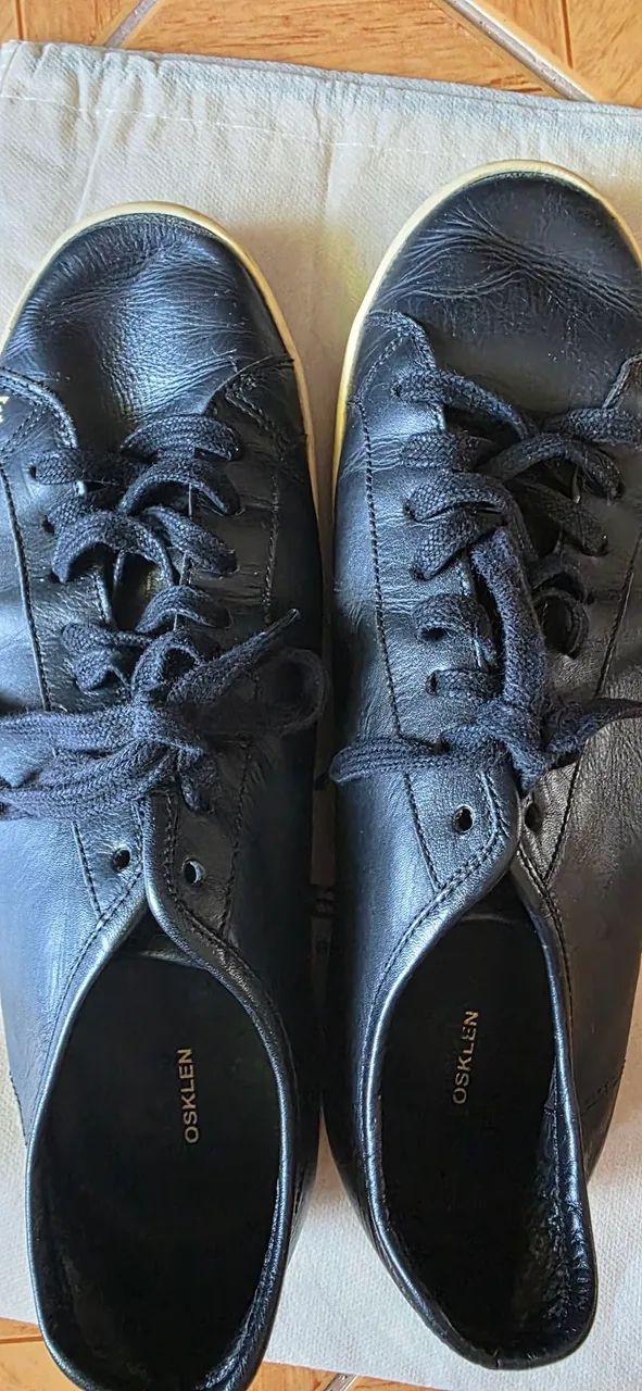 2 tenis couro osklen 40  - Foto 4