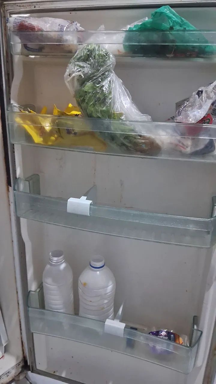 Geladeira usada, com marcas de uso - Foto 5