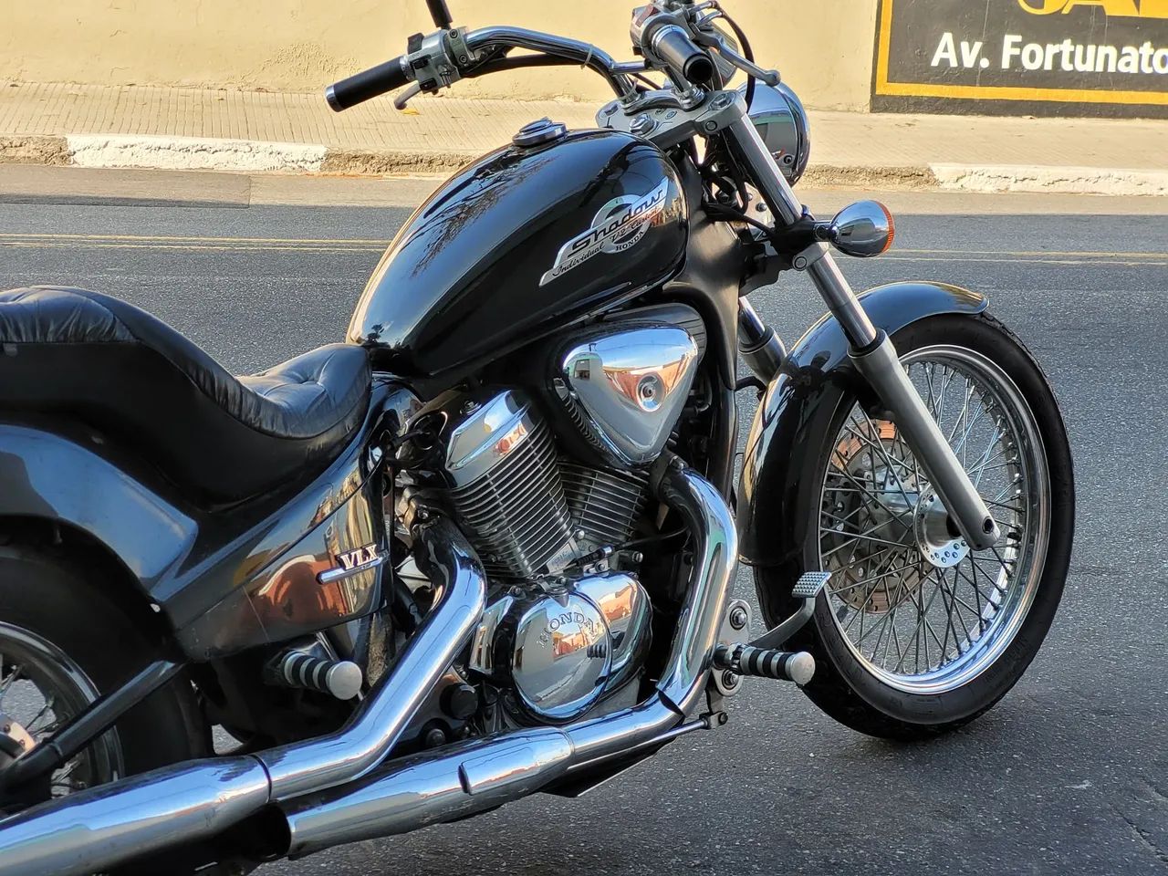 Shadow 600 - Foto 3