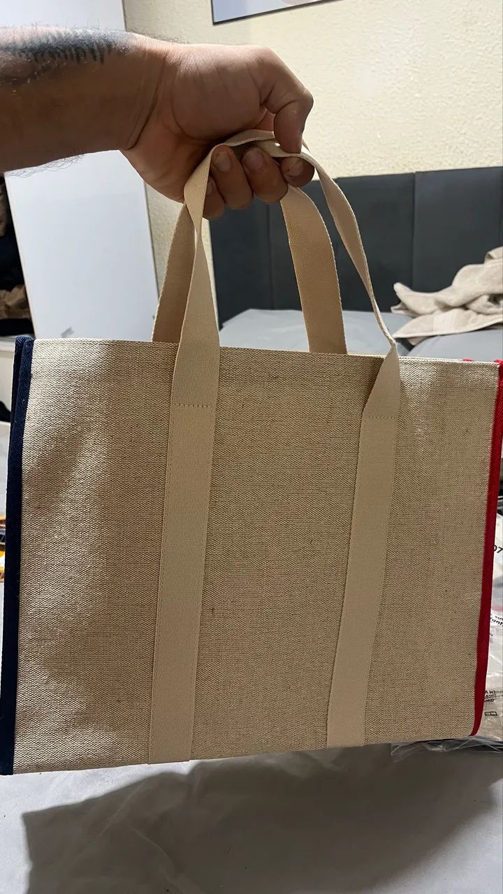 Bolsa + necessair Tommy Hilfiger  - Foto 2