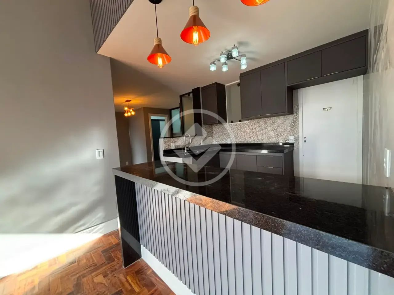 Apartamento reformado com 2 quartos e varanda no Alto codigo: 363104 - Foto 3