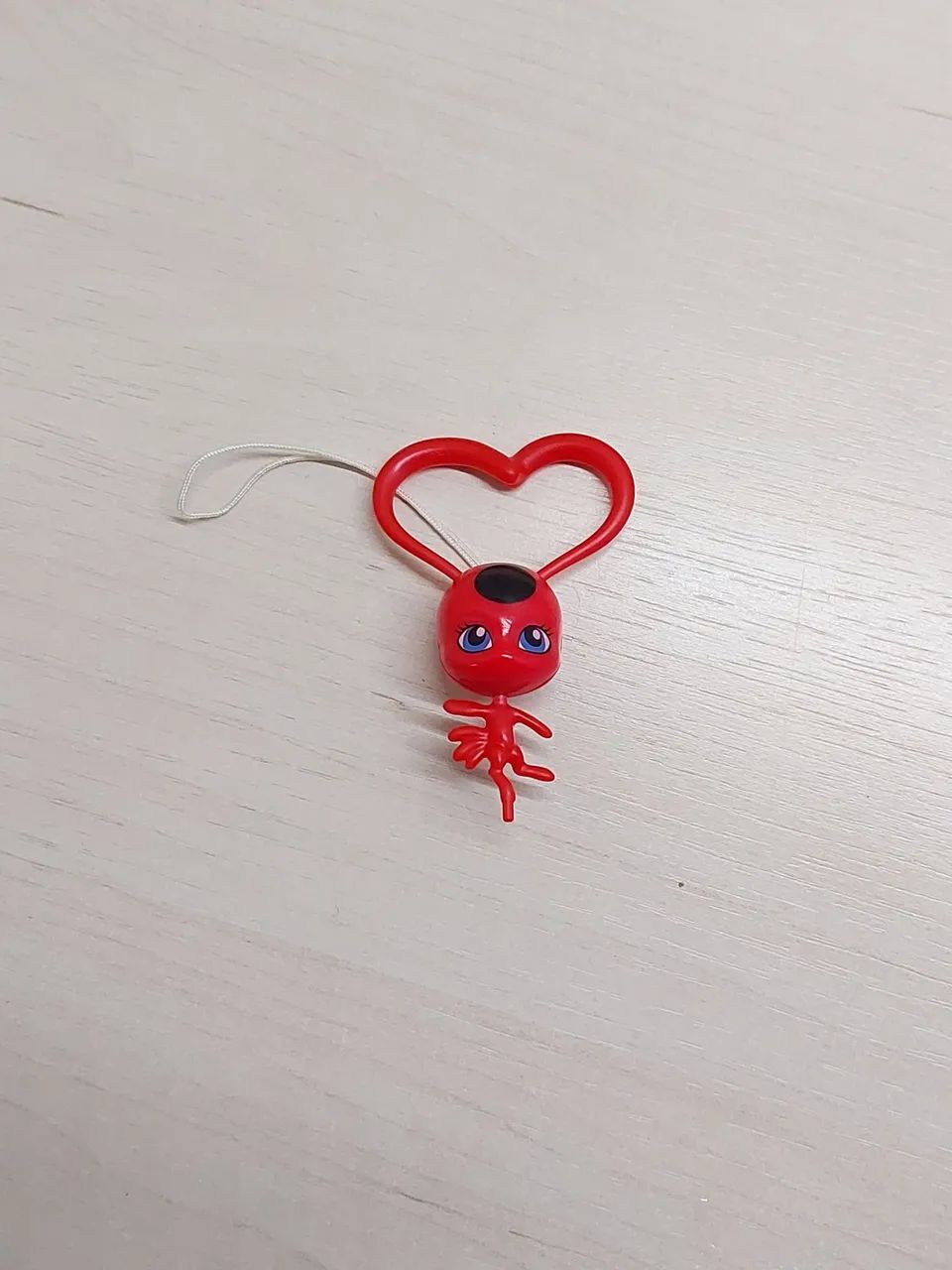 Ladybug e Tikki - Foto 3