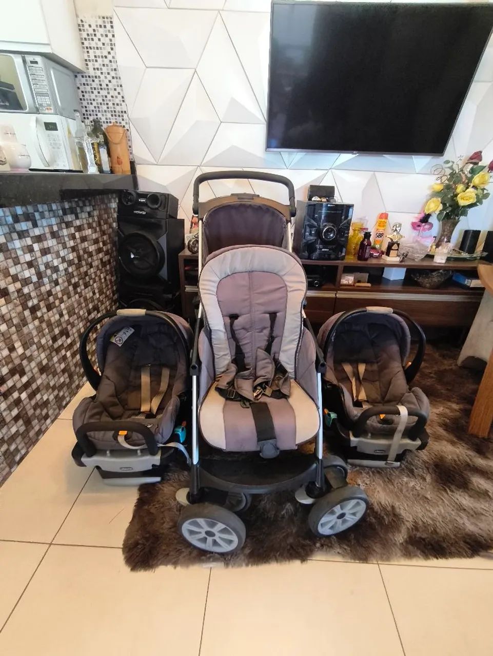 Carrinho Duplo de Bebê e Bebê conforto  - Foto 4