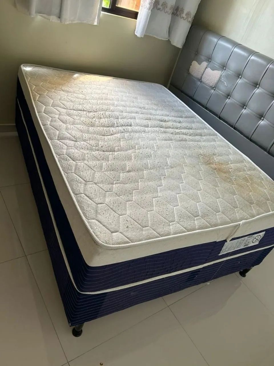 Combo Cama Casal + TV Samsung 32" + Cabeceira 