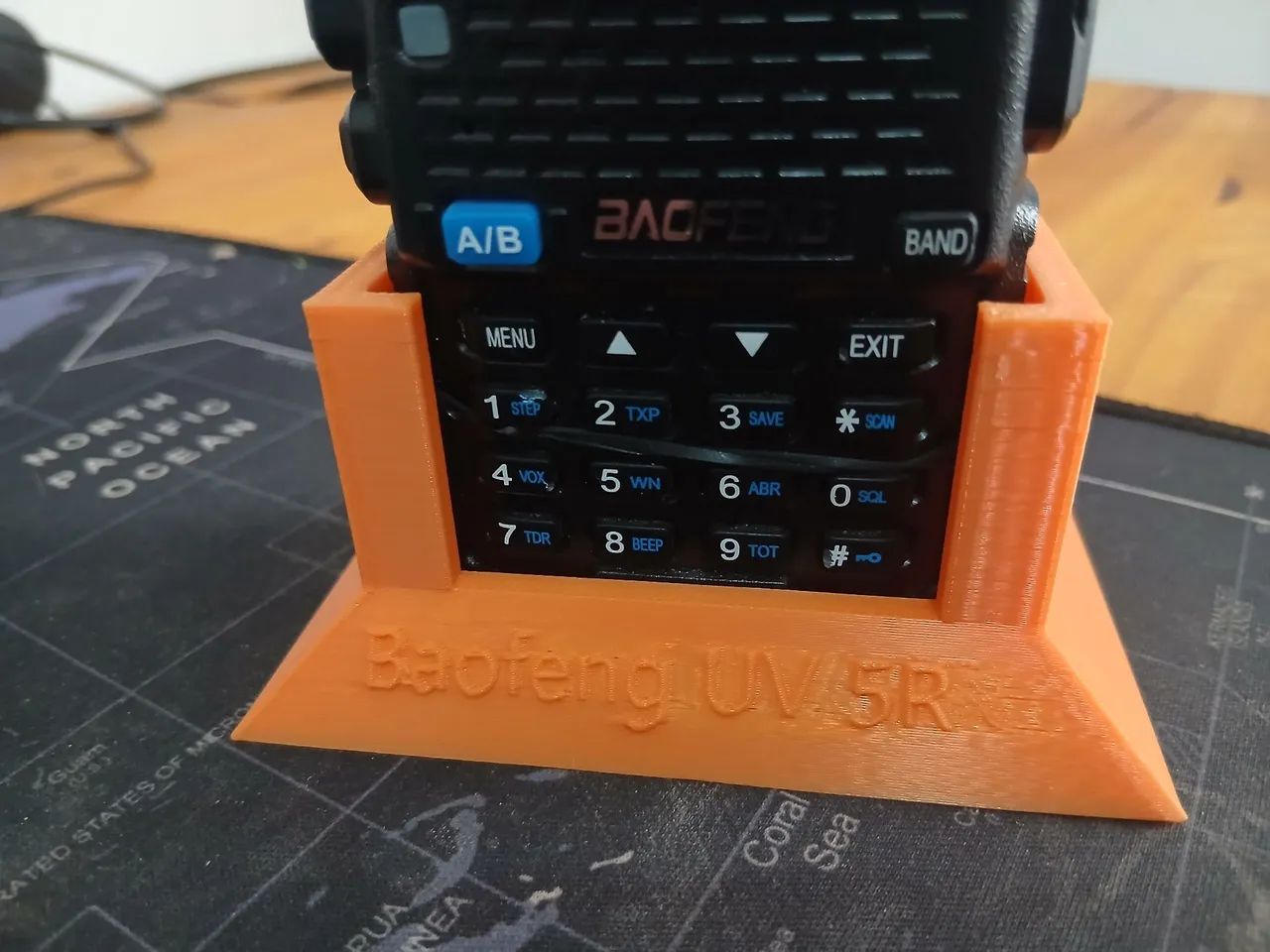 Suporte de mesa para rádio uv 5r - Foto 2