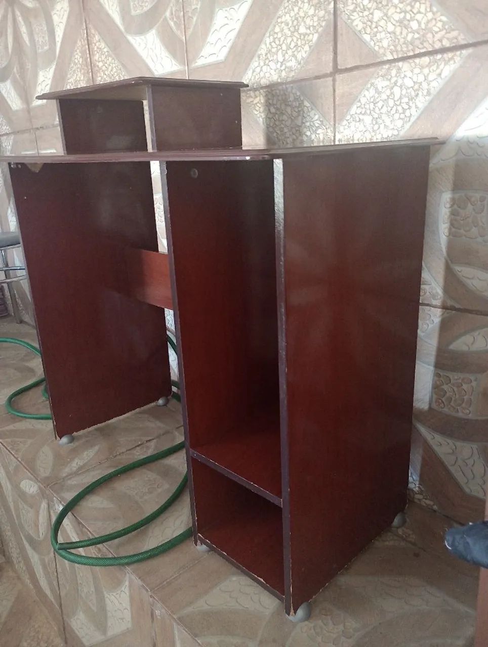 Escrivaninha/mesa de computador de madeira  - Foto 2