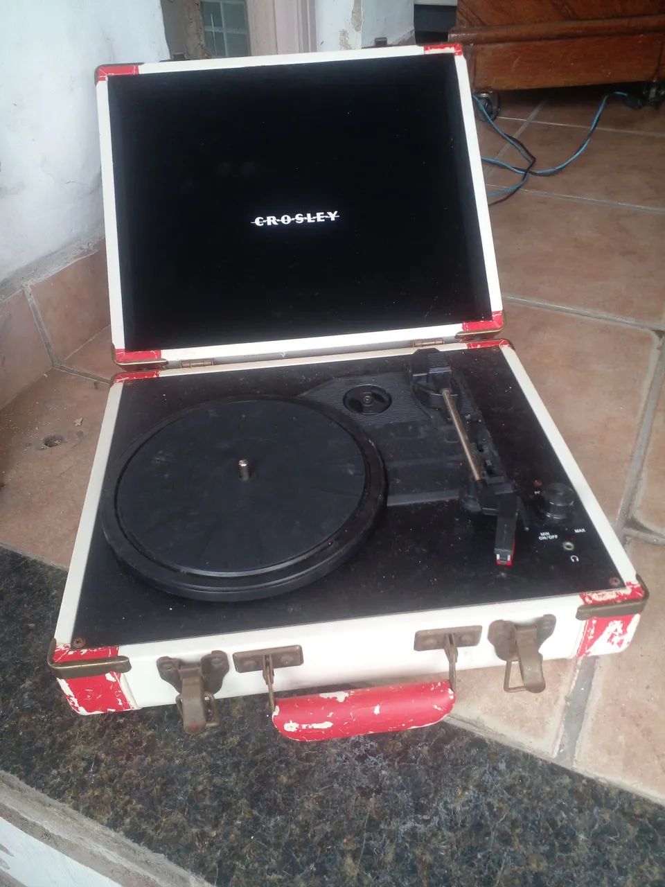 Lindo passa disco vinil funcionado prar decoração  - Foto 2