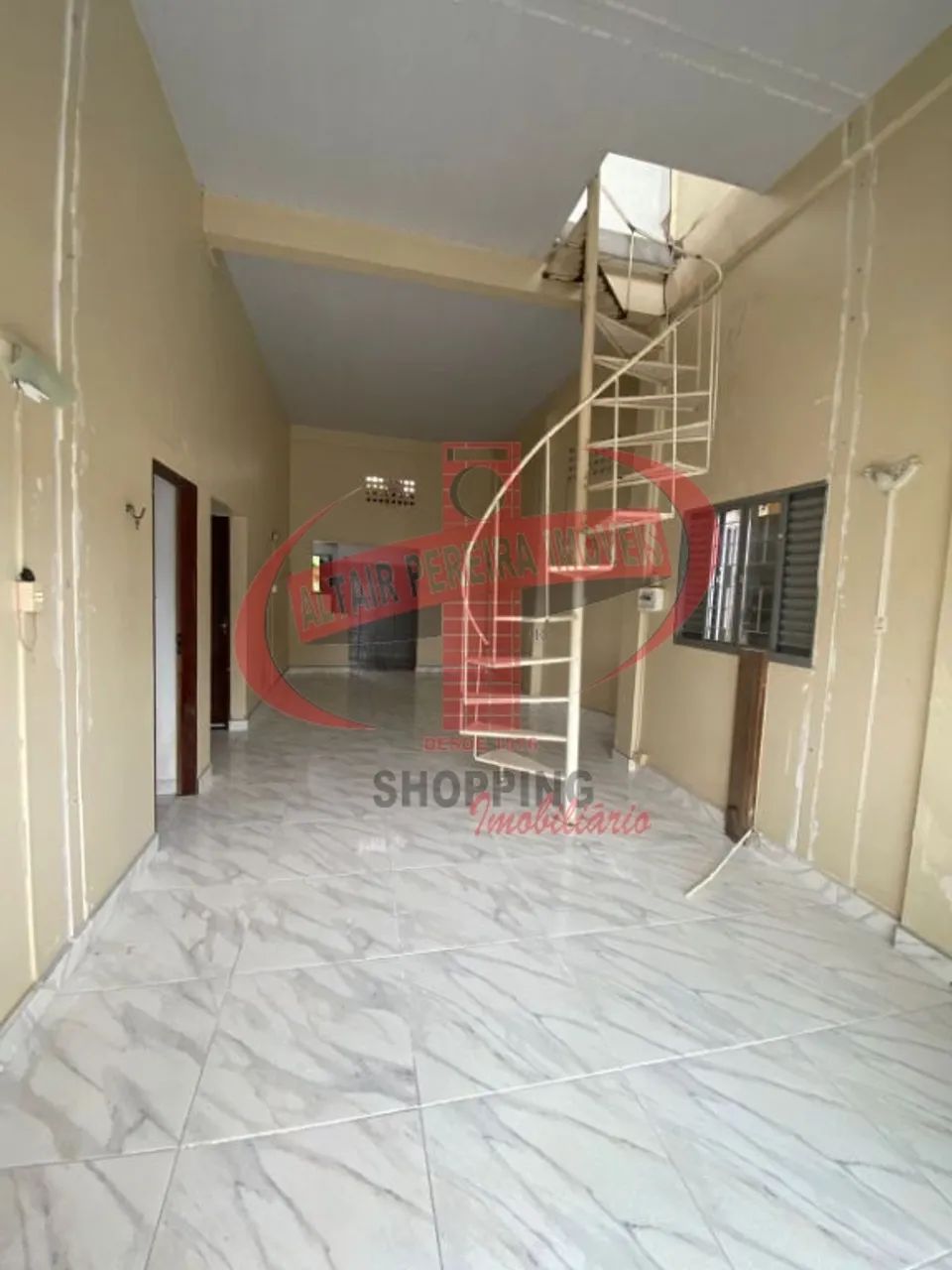 CASA PARA VENDA COM 5 QUARTOS NO CENTRO - Foto 4