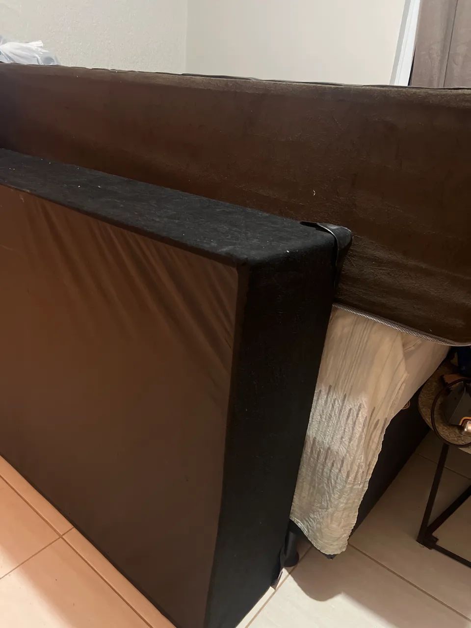 Cama box solteiro com colchão 