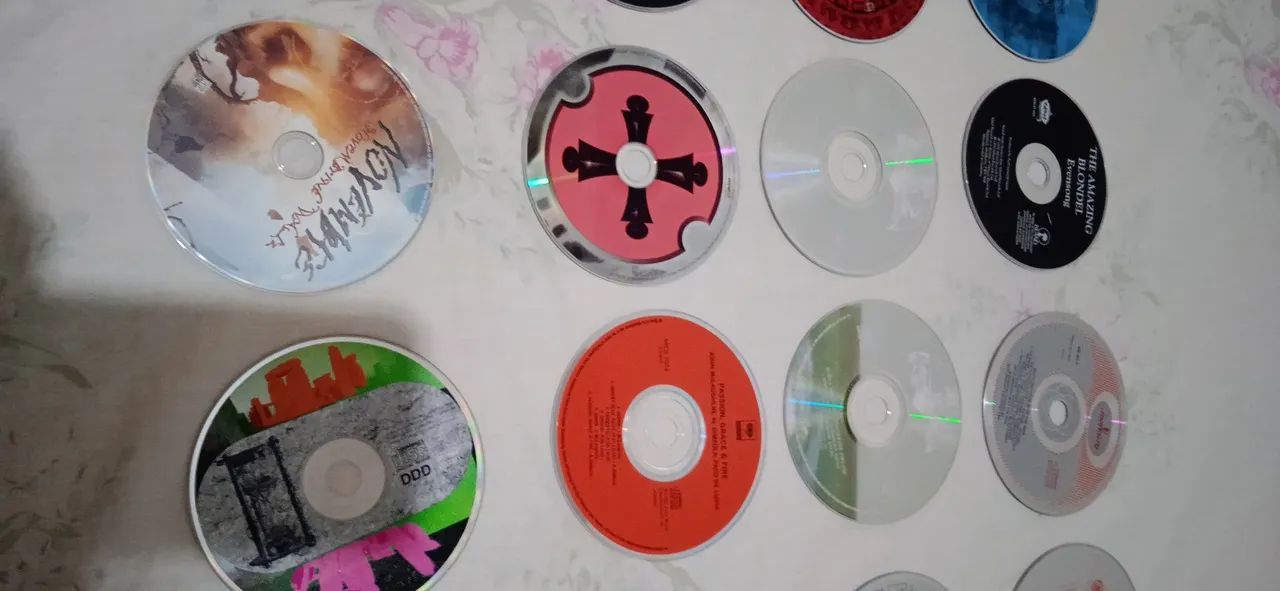 18 cds de rock + dvd led zep - Foto 4