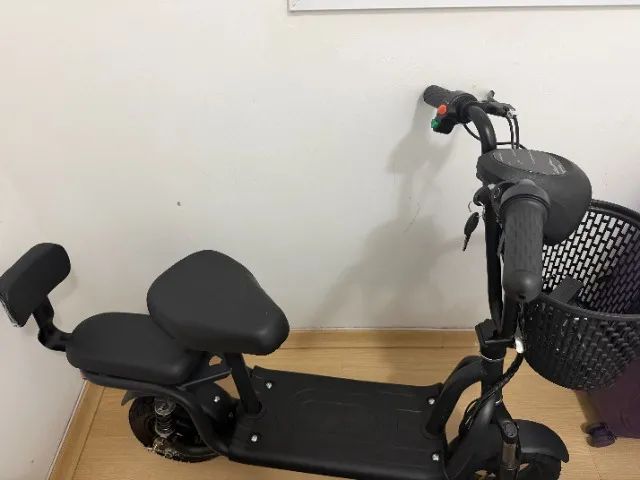 Scooter Patinete Elétrico Adulto, com farol, chave e buzina