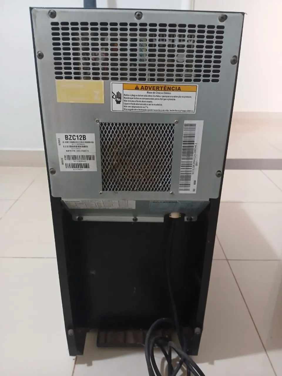Adega climatizada 12 garrafas Brastemp (semi nova, sem uso) - Foto 3