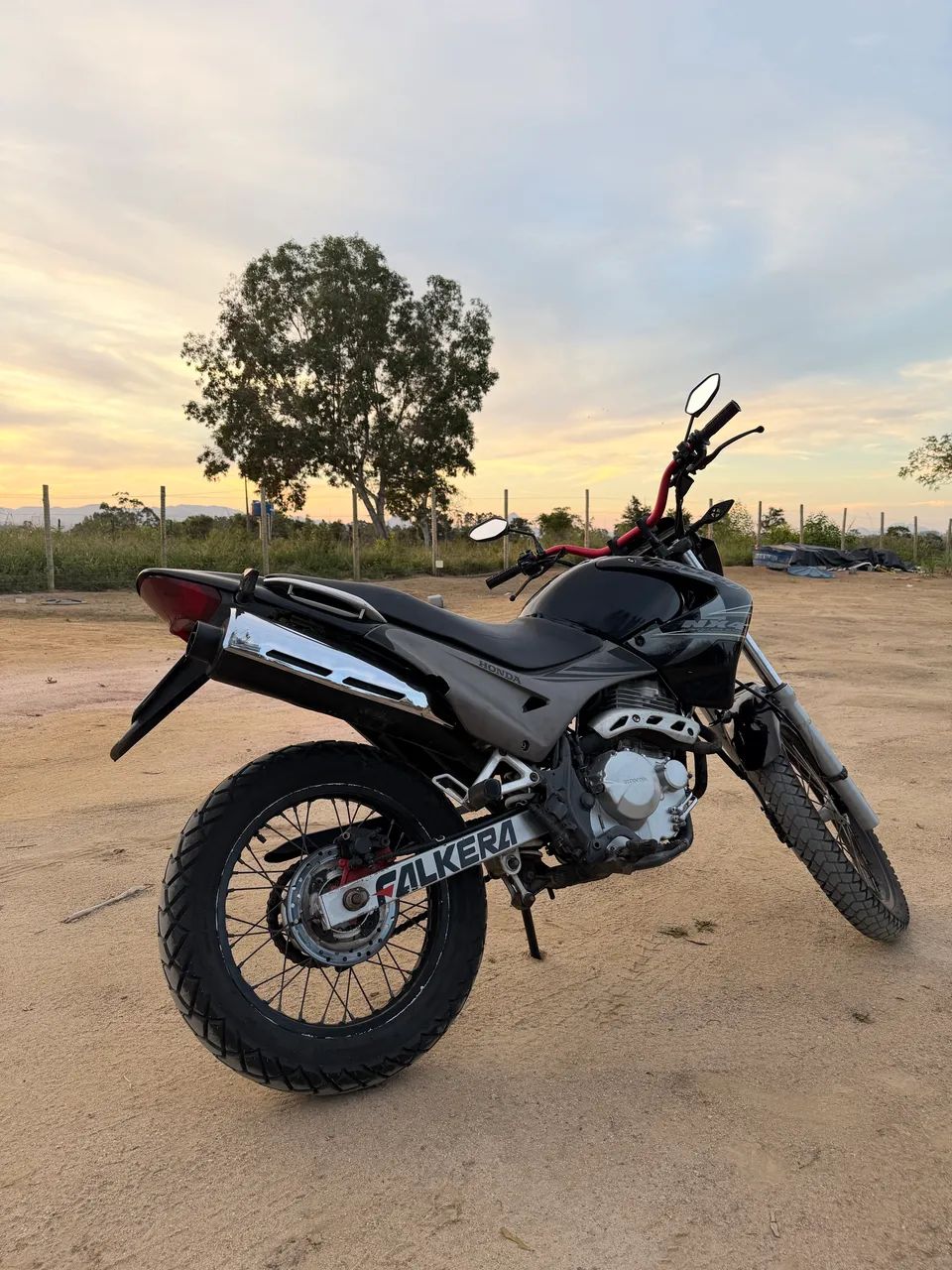 Falcon Honda NX-4 - Foto 2