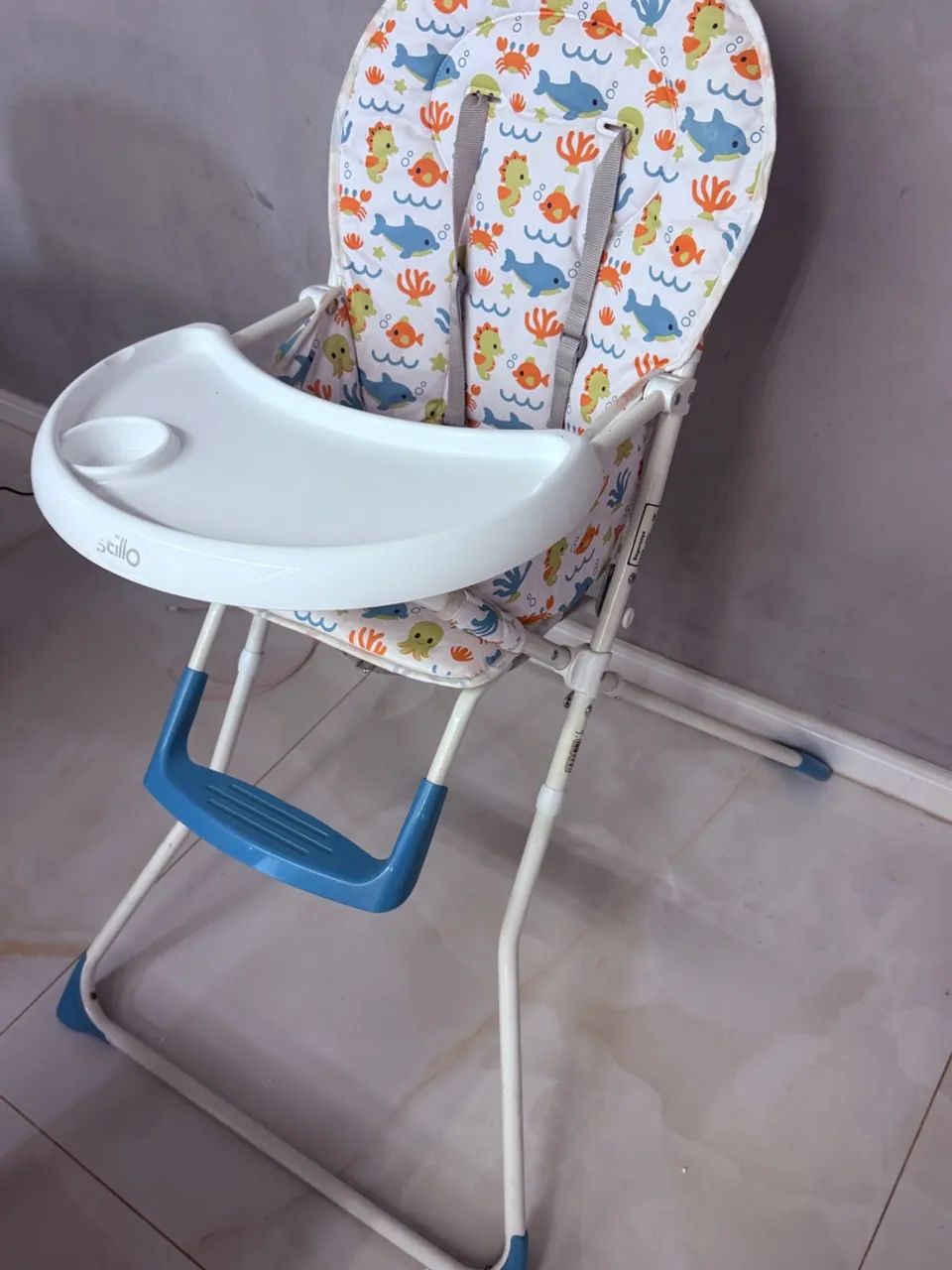 Cadeirinha de alimentação 