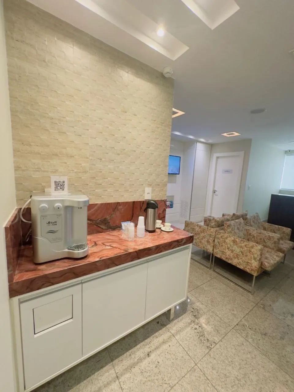 Sala comercial com 90 m² à venda na Praia da Costa