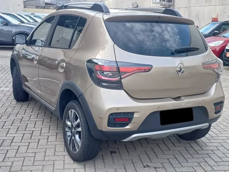 Renault Stepway Iconic Flex 1.6 16V Aut. 2023 - Foto 2